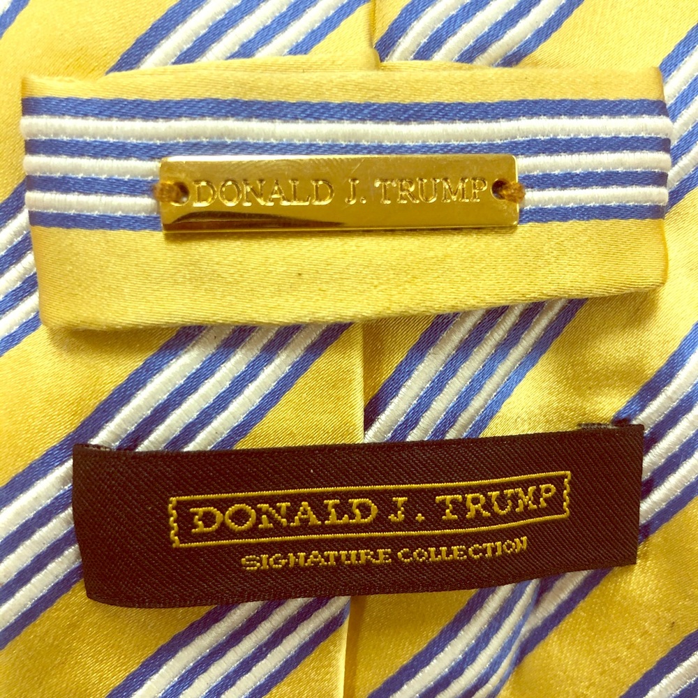 Donald J Trump Signature Collection necktie Gold